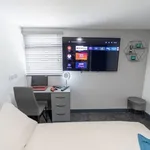 Rent 3 bedroom flat of 11 m² in Birmingham