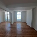 Appartement de 74 m² avec 2 chambre(s) en location à B o r d e a u x 3 3 0 0