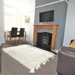 Rent 3 bedroom flat in Stoke-on-Trent