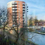 Rent 2 bedroom apartment in Manchester