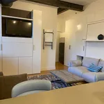 Rent 1 bedroom apartment of 69 m² in Islip