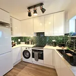 Rent 2 bedroom flat in Cambridge