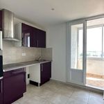 Appartement de 65 m² avec 3 chambre(s) en location à Nîmes