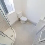 Rent 4 bedroom flat in West Midlands