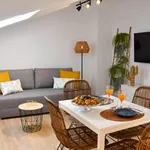 Rent 1 bedroom apartment of 39 m² in Málaga