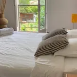 Appartement de 131 m² avec 5 chambre(s) en location à Antibes