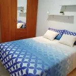 Rent a room of 75 m² in Granada