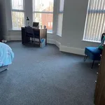 Rent 6 bedroom house in Hull