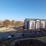 Rent 1 bedroom house of 61 m² in Johannesburg