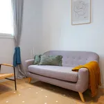 Alquilo 4 dormitorio apartamento de 60 m² en Barcelona