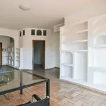 Rent 4 bedroom apartment of 115 m² in Roma