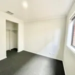 Rent 4 bedroom house in Fraser Rise