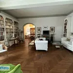 Rent 4 bedroom apartment of 120 m² in Bologna