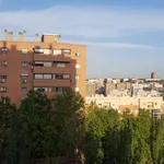 Rent a room of 85 m² in madrid