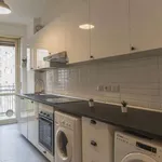 Rent a room of 80 m² in milan