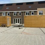 Huur 4 slaapkamer appartement van 127 m² in Zwaag