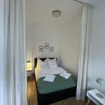 Miete 3 Schlafzimmer wohnung von 65 m² in Magdeburg