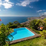 Rent 2 bedroom apartment of 85 m² in Funchal