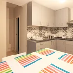 Rent a room of 153 m² in Madrid