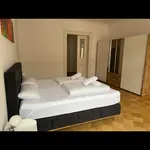 Miete 4 Schlafzimmer wohnung von 165 m² in Leipzig