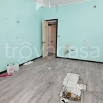 Affitto 4 camera appartamento di 80 m² in Catania