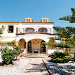 ESPACIOSA VILLA EN RINCÓN