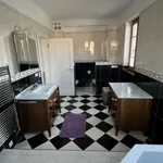 Rent 3 bedroom apartment of 196 m² in berlin