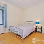 Rent 2 bedroom flat in Aberdeen