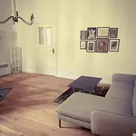 Rent a room of 100 m² in Berlin