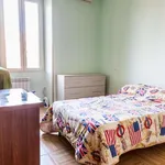 Rent a room of 75 m² in rome