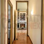 Rent 3 bedroom apartment of 270 m² in jesi