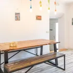 Rent a room of 250 m² in madrid