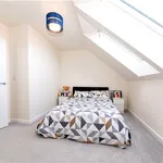 Rent 3 bedroom house in Aldershot