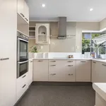 Rent 5 bedroom apartment in Kaipātiki