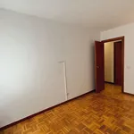 Rent 4 bedroom apartment of 105 m² in Madrid