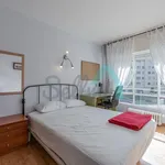 Alquilo 3 dormitorio apartamento de 80 m² en Oviedo