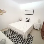 Rent 2 bedroom apartment of 90 m² in Olhão