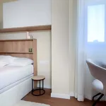 Rent a room in Madrid