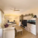 Rent 3 bedroom apartment in barcelona