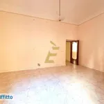 Rent 2 bedroom apartment of 65 m² in Naples