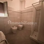 Affitto 5 camera appartamento di 185 m² in Reggio Calabria