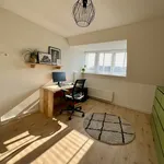 Huur 4 slaapkamer appartement van 93 m² in Medanbuurt