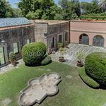 Rent 5 bedroom house of 980 m² in Rome