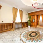 Rent 5 bedroom house of 1 m² in Rome