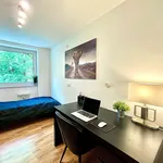 Rent a room of 95 m² in Munich