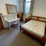 Rent 6 bedroom house in South West England