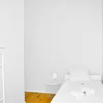 Rent 10 bedroom apartment in Porto