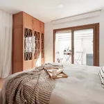 Rent 4 bedroom apartment of 87 m² in Madrid