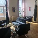 Huur 1 slaapkamer appartement van 110 m² in brussels