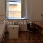 Rent 5 bedroom apartment of 90 m² in Pisa